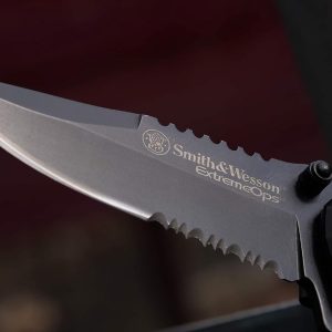 smith wesson extreme ops folding knife review - Uber Survivalist